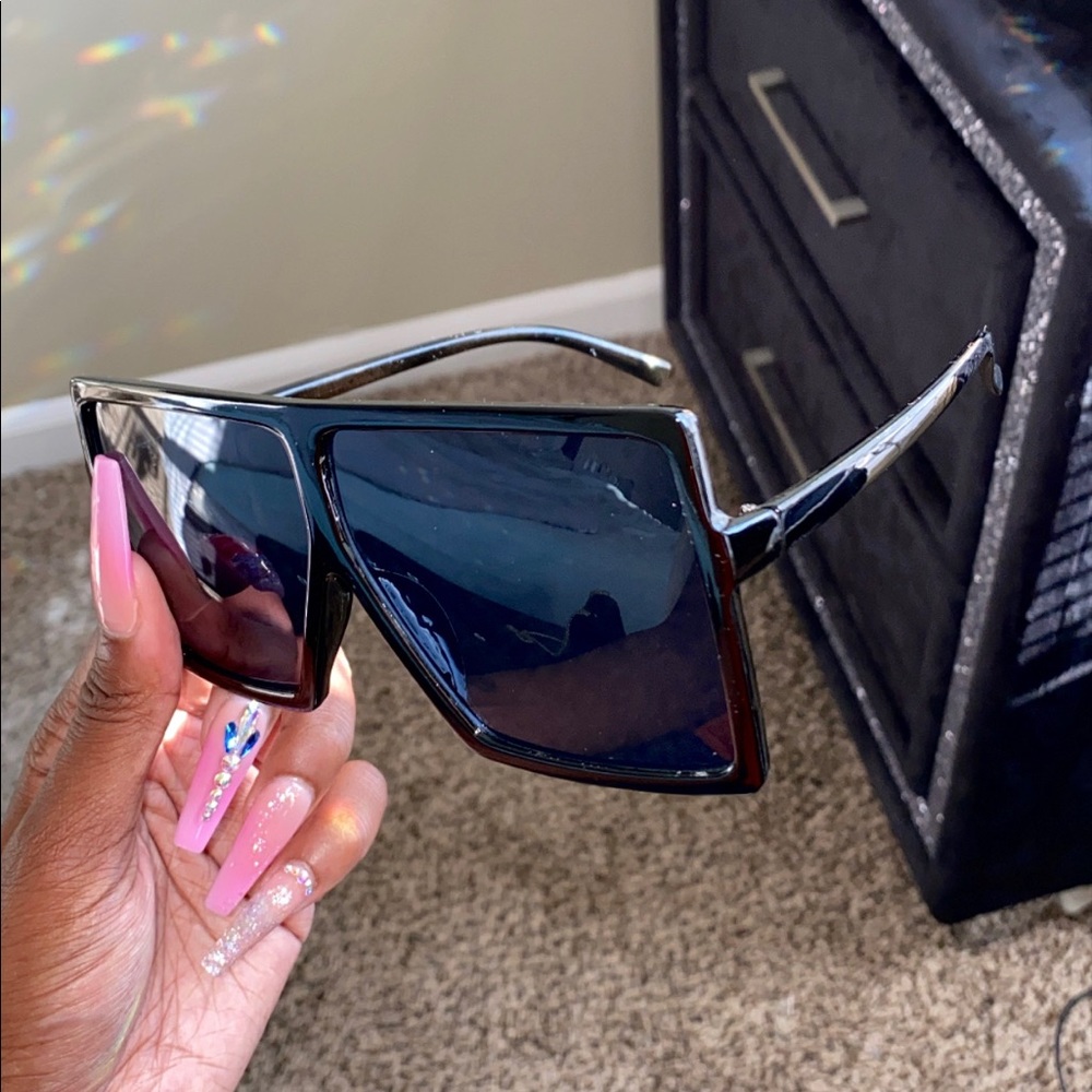 shades